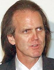 Expert: Alzheimer's a `thinking' disease