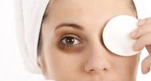 Ertos eye dark circle serum ini akan menjadikan lingkaran hitam atau kantung mata yang ada pada bagian bawah mata jadi hilang. Kiat Terbaik Menyamarkan Dark Circle Menurut Dermatologi