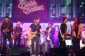 Doobie Brothers With Michael Mcdonald Record Country Album With Brad Paisley Sara Evans Sara Evans The Doobie Brothers Tribute
