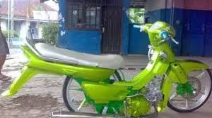 Dega, builder dan owner rainbow moto builder yang sukses menggarap streetcub berbasis honda astrea grand ini memberikan alasannya kenapa honda astrea grand cocok menjadi basis untuk modifikasi aliran streetcub. Motor Trend Modifikasi Video Modifikasi Motor Honda Astrea Grand Ceper Terbaru Part 3 Youtube
