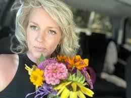 Elaine Venable's Instagram, Twitter & Facebook