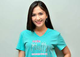 Personal jessica mila agnesia atau lebih dikenal dengan nama jessica mila mengawali karirnya di dunia. Jessica Mila Age Movies Boyfriend Bio Profile And More Wikifamouspeople