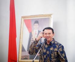 Pimpinan pusat pemuda muhammadiyah menyesalkan statement basuki tjahaja purnama alias ahok yang terang telah menghina agama islam dengan menggunakan kalimat dibodohi bahkan, kata pedri, ahok telah melecehkan dasar negara yang menghargai keberagaman dan kebhinekaan. Perjalanan Kasus Ahok Bermula Dari Pidato Hingga Akhirnya Di Penjara