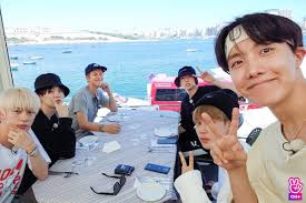 * * the first season was aired on july 5, 2016, and takes place in northern europe. On Twitter Bts Bon Voyage Foto Bts Bon Voyage