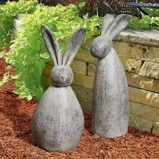 1 rabbit zum kleinen preis hier bestellen. Bunched Bunnies Cast Iron Rabbit Statue Set Of Two Design Toscano