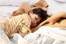 Kenapa anak saya sering panas kalau malam hari y dok. Kenapa Anak Tidur Terus Saat Demam Friso