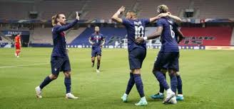 La sfida decisiva tra francia e bulgaria vale la qualificazione per i mondiali dell'anno seguente negli stati al parc des princes la francia di gérard houllier e bulgaria giocano una gara decisiva per la. V05a0yngfzjgrm