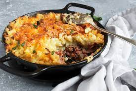Corned beef and cabbage pizza or breakfast casserole, anyone? Corned Beef Cottage Pie Seasons And Suppers