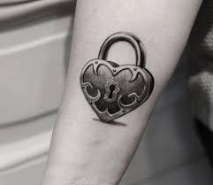 Heart Padlock Tattoo By Guillaume Martins Post 30610 Miguel angel custom tattoo artist www.miguelangeltattoo.com www.latinangel.co.uk/ london united kingdom 00 44 7501 845 139 (mobile) 00 44 2089 485 535. heart padlock tattoo by guillaume