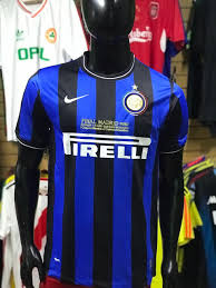 C'est l'un des plus grands coups de maître sur la scène européenne ! Camiseta Inter De Milan Edicion Especial Retro 2010 Futbol De Primera