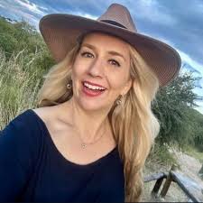 Sune Van Heerden 💐 (@Sunevanheerden)