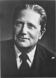 Loyal Davis, M.D., 1896-1982