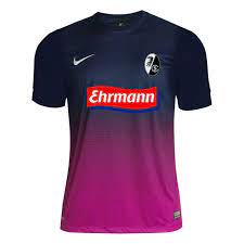 The simple design is in sky blue with a texture effect and most embellishment in white. Bild Sc Freiburg Ausweich Trikot Fussball Bundesliga Saison 2013 14 Von Nike