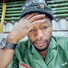 Where to fix a cracked mirror for Kia Rio in Alberton or Germiston?