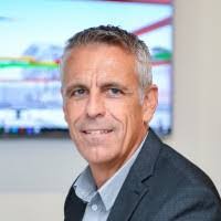 Daniel Kamer's Instagram, Twitter & Facebook