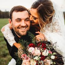 Lauren and Corey Dickens (@dickens.photoandfilms) · Instagram photos and  videos