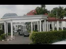 The nigerian president and vice president's office, the conference rooms are just a few offices within the building. Inside The Aso Rock Presidential Villa Abuja Nigeria S Capital Territory Youtube