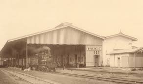 Jahe sering dijadikan sebahai bahan utama jamu ramuan tradisional tahan lama dengan jeruk. Heritage Kereta Api Indonesia