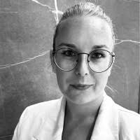 200+ profilů „Fuja“