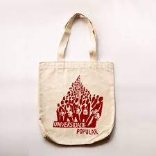 Hoje sou formada em jornalismo pela estácio e estou trabalhando na área há mais. Bolsa Universidade Popular Camisa Critica