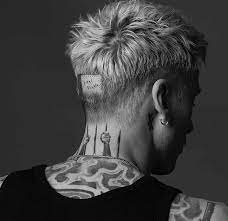 Machine gun kelly may need to rebrand himself as the bald don.. Pin On Machine Gun Kelly