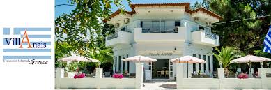 It is important to note that our wedding packages in hawaii do not include the cost of the reception, other venues, food, or drinks within the package pricing. Rates Villa Anais