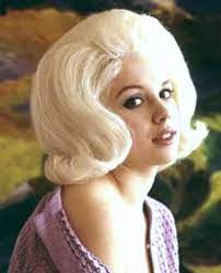 005 Blonde Bubble Hair Flip Retro Hairstyles Bouffant Hair