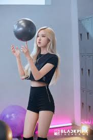 تصاویر منتشر شد از رزی در Black pink the game توسط وای جی ::  𝐁𝐋𝐀𝐂𝐊𝐏𝐈𝐍𝐊