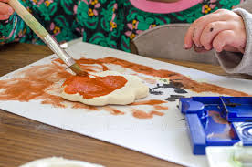 Nach dem backen sollten die backwaren für die kinderküche nicht mehr weich sein. Basteln Mit Salzteig Diy Baby Kind Und Meer