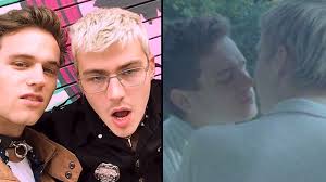 He is portrayed by anthony keyvan. These Riverdale And 13 Reasons Why Actors Are Starring In A Movie Together Popbuzz