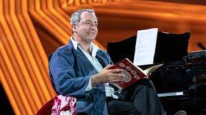 Rainald grebe was born on april 14, 1971 in cologne, west germany. Rainald Grebe Das Munchhausenkonzert 3sat Mediathek