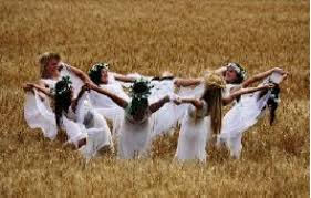 Sanzienele Credinte Si Practici Magice | Romania Turistica | 100% Turism  Romanesc