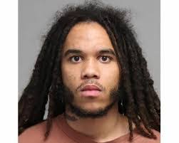 Marques West's Instagram, Twitter & Facebook