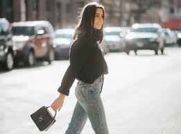 Get the latest and greatest celebrity style, runway trends, and shopping suggestions from the fashion and beauty experts at whowhatwear.co.uk! Goodbye Skinny Jeans These Are 2020 S New Pants To Wear The Everygirl
