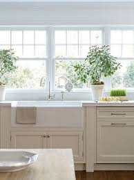 House beautiful says that the homey kitchen is an in trend for this year and a fabulous one at that. Wedwhite2 Kitchen Inspirations Farmhouse Sink Kitchen Kitchen Remodel