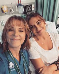 Love you all 💕😘💕We need 900 hellos from 900 lovely fans to brighten up  the night ❤️✨ #ShortlandStreet