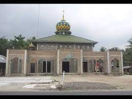 Inspirasi gambar teras rumah minimalis dengan penggunaan atap rumah tipe tembus pandang dapat menjadi solusi mengatasi pencahayaan yang kurang. 55 Gambar Teras Masjid Sederhana Top Gambar Masjid