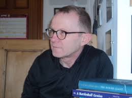 Tu ôl i dwyll Iolo Morganwg