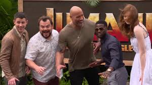 Dany garcia, matt tolmach, ted field, william teitler, хирам гарсиа writer(s): Jumanji Welcome To The Jungle Hawai Junket Red Carpet Official Video Youtube