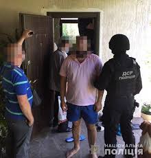 В киеве неизвестные обокрали автомобиль исполняющего обязанности руководителя в киеве правоохранители разоблачили двух мошенников, которые за 550 гривен печатали справки об. Kriminalnye Avtoritety Trebovali Dengi S Arestantov Kievskogo Sizo