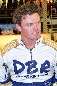 Chris Manchester's Instagram, Twitter & Facebook