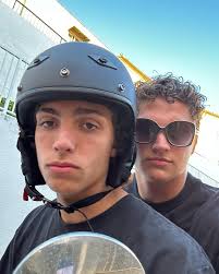 Logan Lake (@logannlakee) • Instagram photos and videos