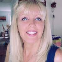 Sandra Glover's Instagram, Twitter & Facebook