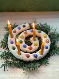 Den teig selber zu machen ist einfach und die wenigen dafür benötigten zutaten hat eigentlich jeder in der küche. Adventskalender Mal Anders 10 Ideen Fur Alternative Adventskalender Feinslieb