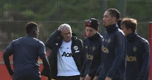 «quand il arrivera, il dira ce qu'il pense. Stats Shock And Plenty Of Memes Twitters Reacts To Manchester United S Sacking Of Jose Mourinho