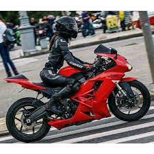 Pin By Antonellavigil On Polyvore Sport Motorcycle Sports Bikes Motorcycles Motorcycle Girl