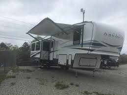 Check spelling or type a new query. Fifth Wheels Bayird Rv Outdoor Marine In Henderson Ar Pontoon Boats Fishing Boats Fifth Wheels Travel Trailer And Toy Haulers For Sale