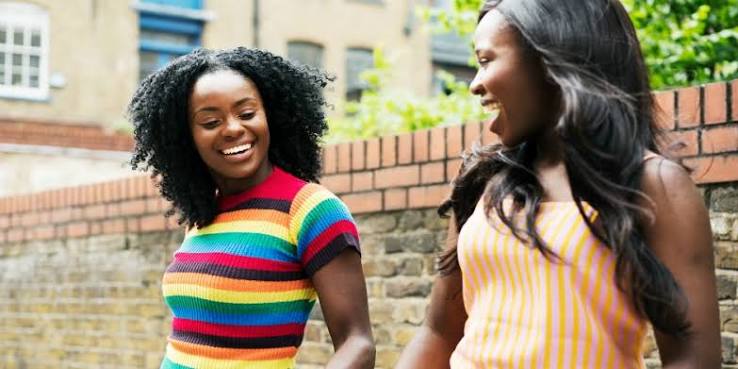 10 Weird Things Best Friends Do That Are Perfectly Normal | YourTango