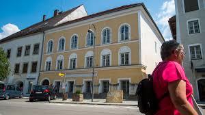 Address, adolf hitlers haus review: Braunau Am Inn Geburtshaus Von Hitler Wird Von Polizei Bezogen Welt