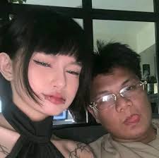 爱: damn‚ i'm obsessed.